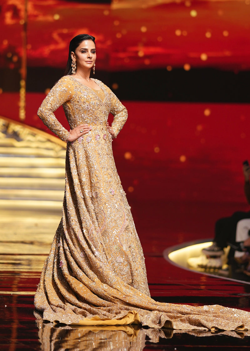 Shurooq - In her own Light